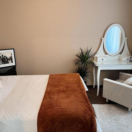 Cozy Apartment In Tallinn Old Town, Great Location Talin Exterior foto